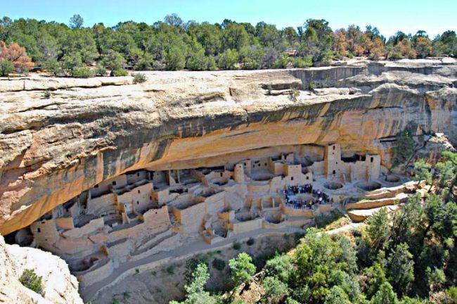 Mesaverde_cliffpalace_20030914.752