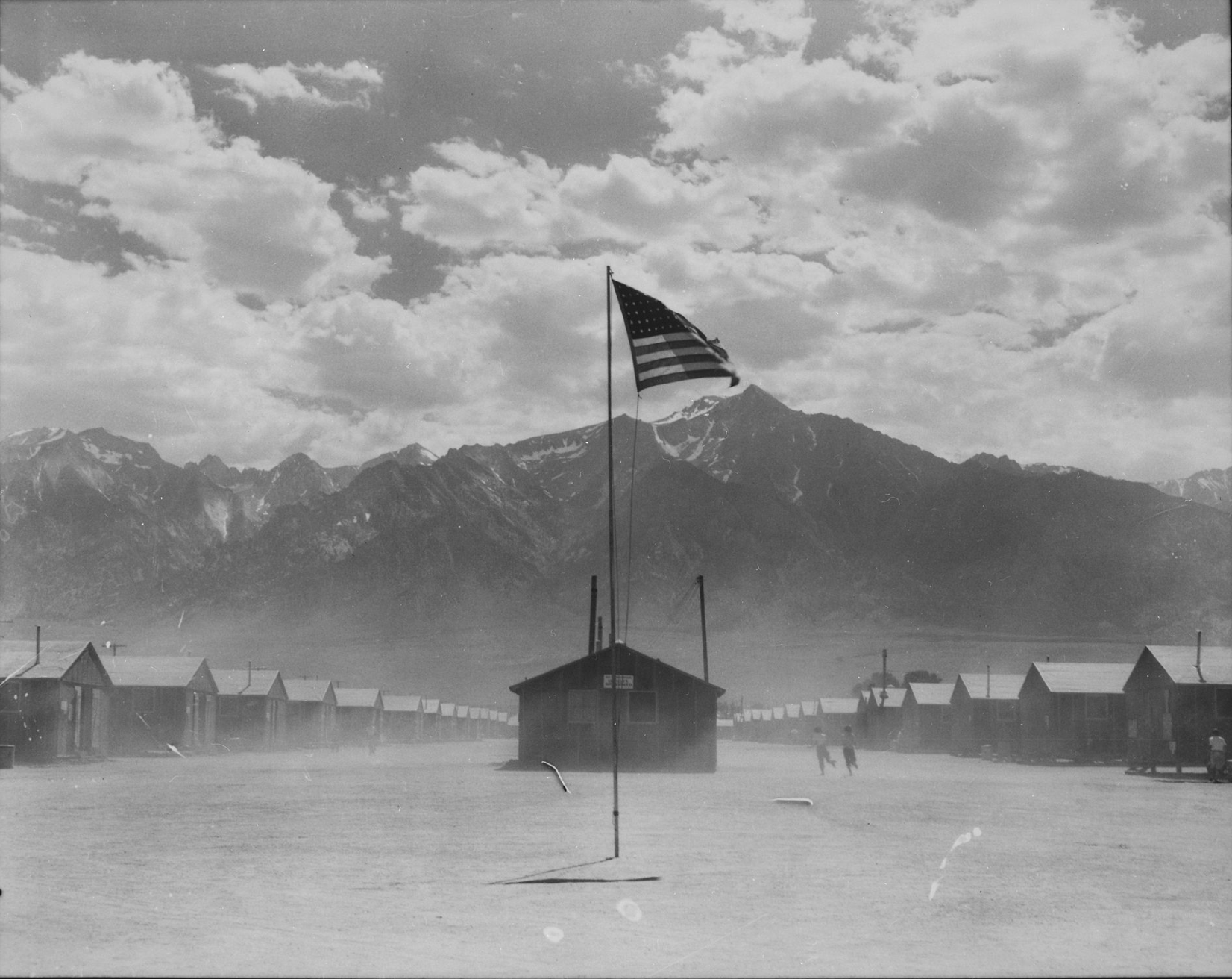 Manznar War Relocation Camp