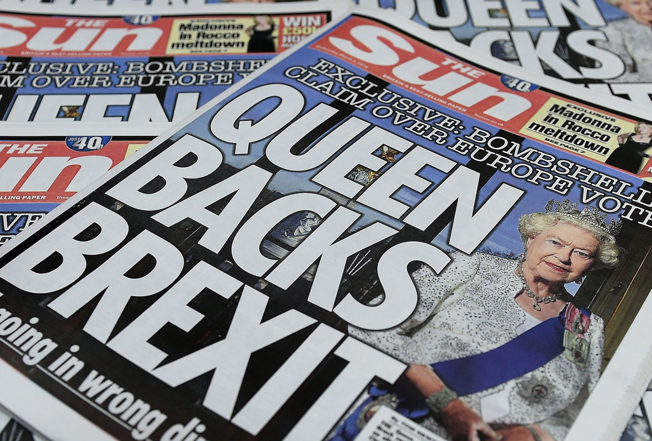 Queen Backs Brexit!.png