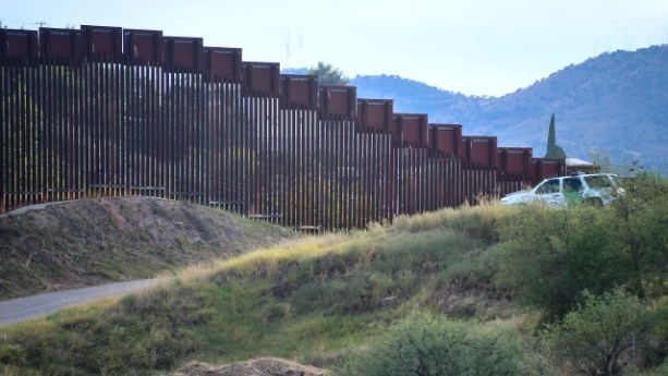 border-walls.jpg
